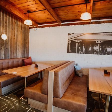 Wallaby Hotel Mudgeeraba エクステリア 写真