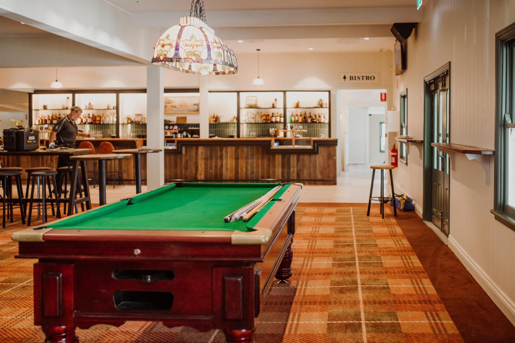 Wallaby Hotel Mudgeeraba エクステリア 写真