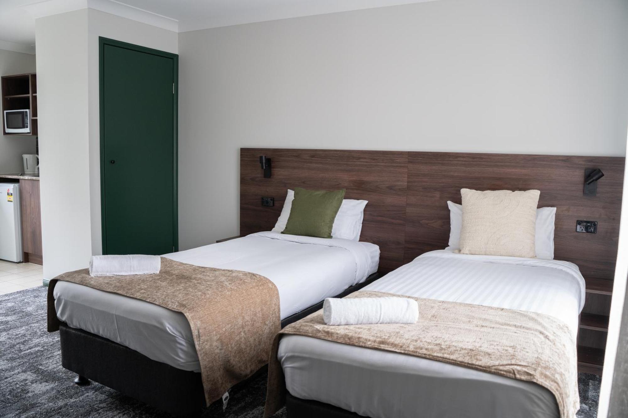 Wallaby Hotel Mudgeeraba エクステリア 写真