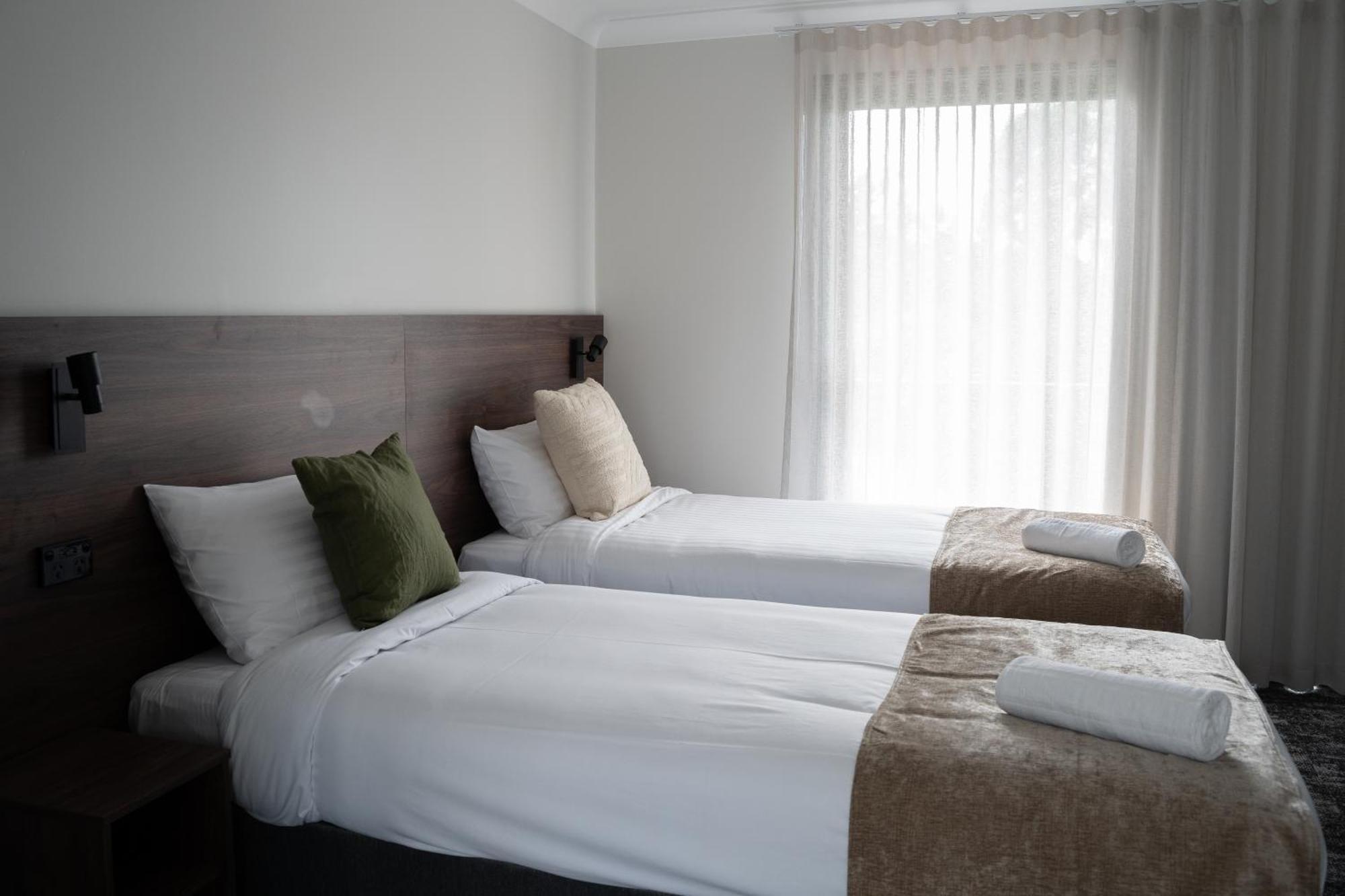 Wallaby Hotel Mudgeeraba エクステリア 写真